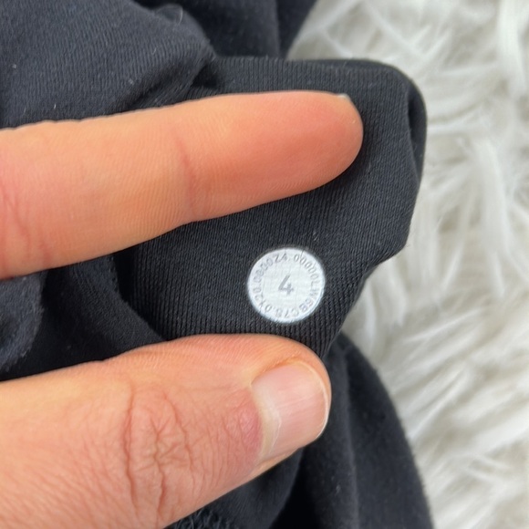 Lululemon Align Crop *21" Black (Third Release) - Picture 5 of 7